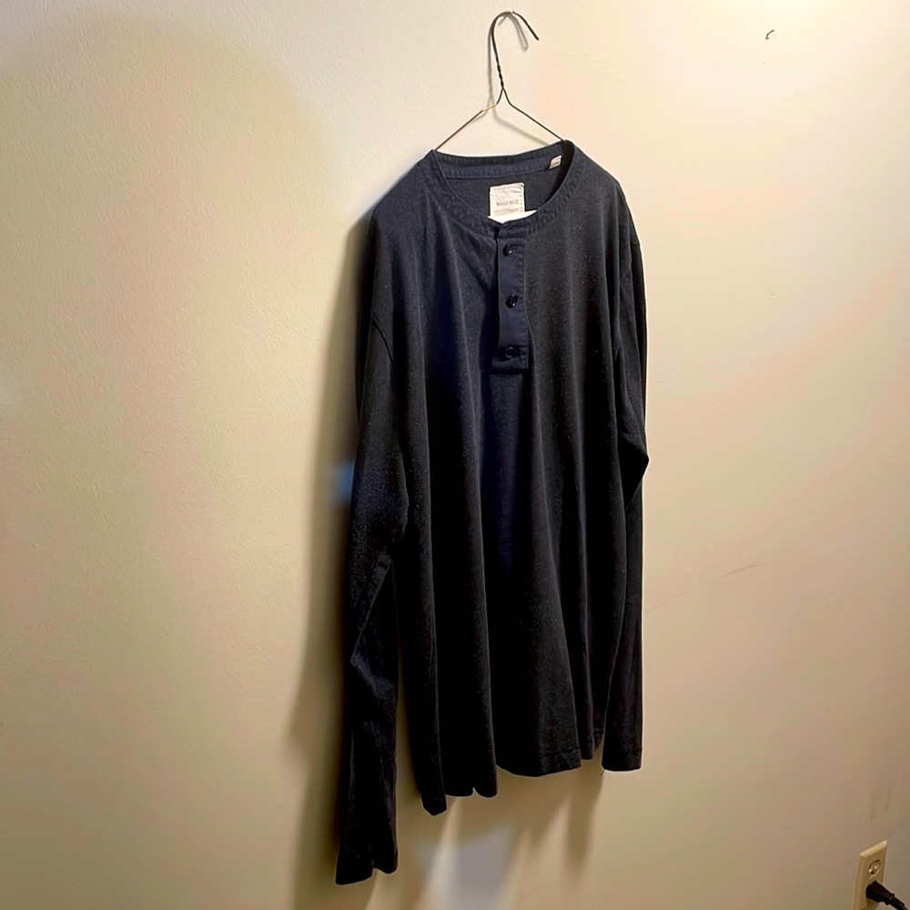 unbelievably comfortable and sorta thin material